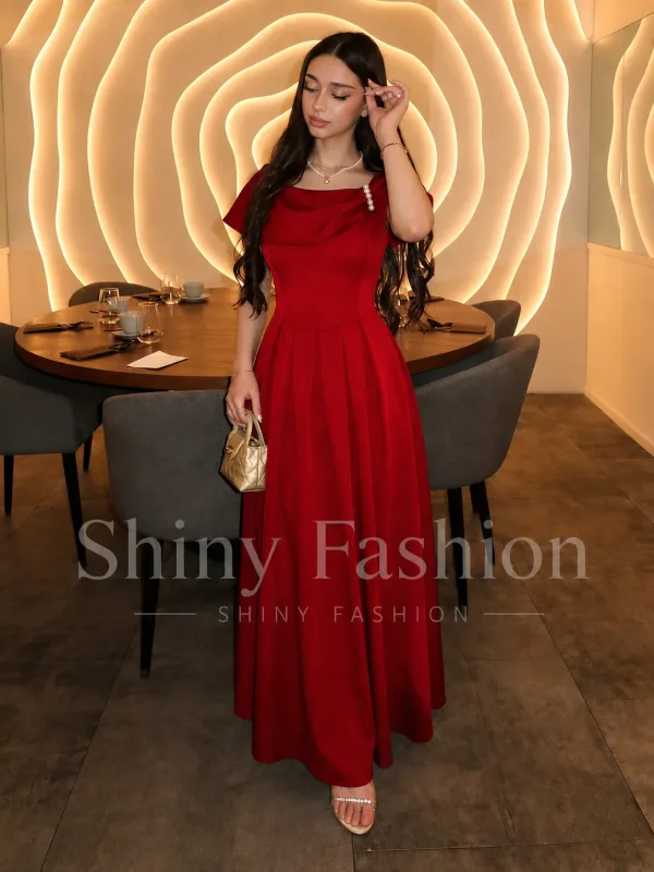 Lady in Ruby - Robe Longue Classique Rouge
