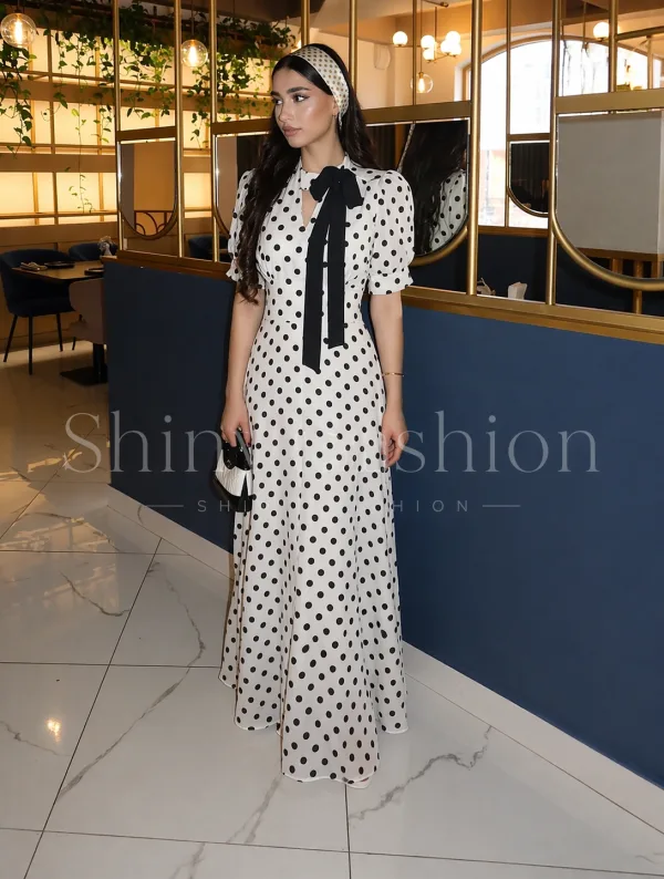 Black Polka - Robe blanche à pois noirs avec nœud noir